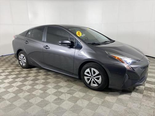 2016 Toyota Prius Three