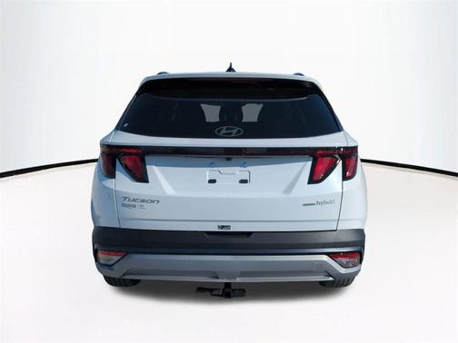 White Pearl 2026 Hyundai TUCSON Hybrid SEL