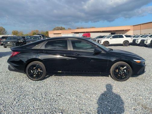 2026 Hyundai ELANTRA Sport