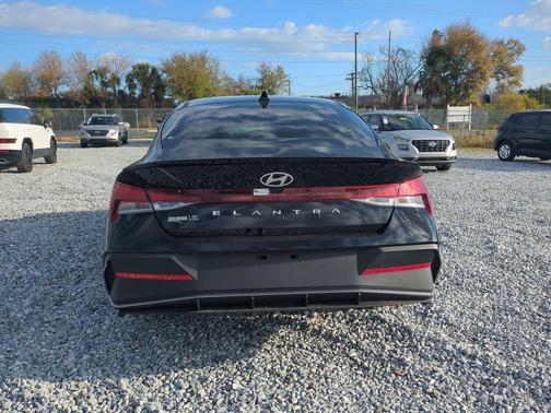 2026 Hyundai ELANTRA Sport