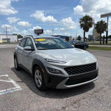 Cyber Silver 2023 Hyundai KONA SEL