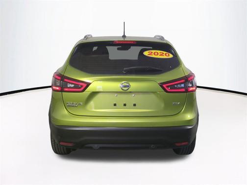 2020 Nissan Rogue Sport SV