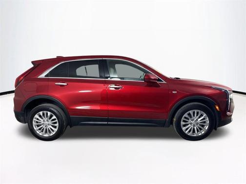 2024 Cadillac XT4 Luxury