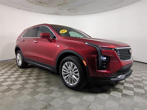 2024 Cadillac XT4 Luxury