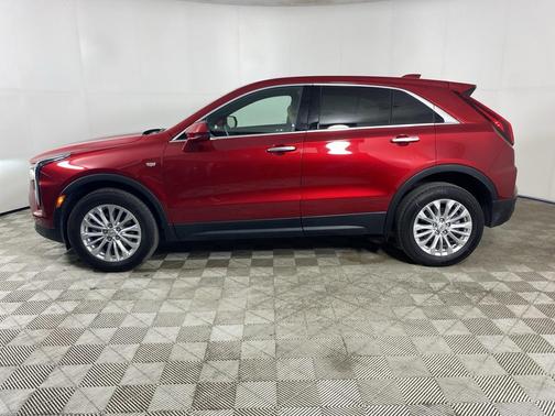 2024 Cadillac XT4 Luxury