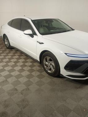 2025 Hyundai SONATA SE