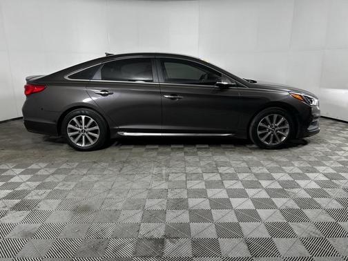 2017 Hyundai SONATA Limited