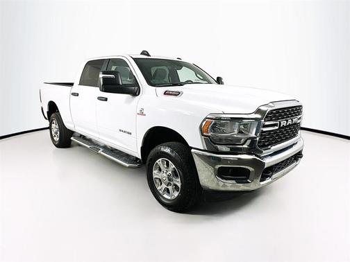 2023 RAM 2500 Big Horn Crew Cab 4x4 6'4' Box