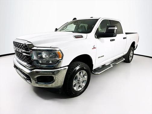 2023 RAM 2500 Big Horn Crew Cab 4x4 6'4' Box