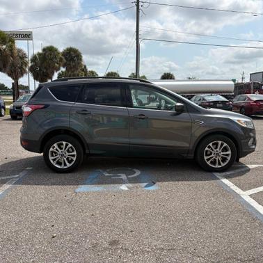 Magnetic 2017 Ford Escape SE