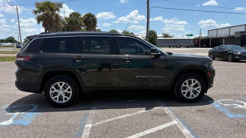 Rocky Mountain Pearlcoat 2022 Jeep Grand Cherokee L Limited