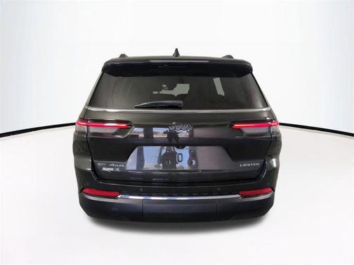 Rocky Mountain Pearlcoat 2022 Jeep Grand Cherokee L Limited