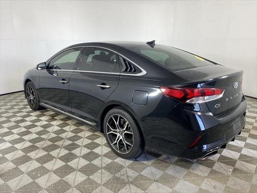 2018 Hyundai SONATA Limited 2.0T