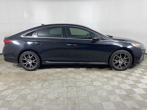 2018 Hyundai SONATA Limited 2.0T