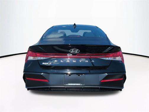 2026 Hyundai ELANTRA Sport