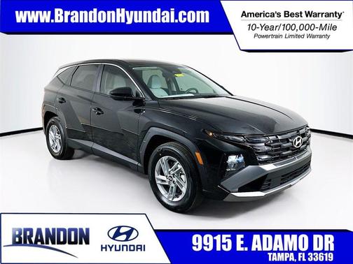 2025 Hyundai TUCSON SE
