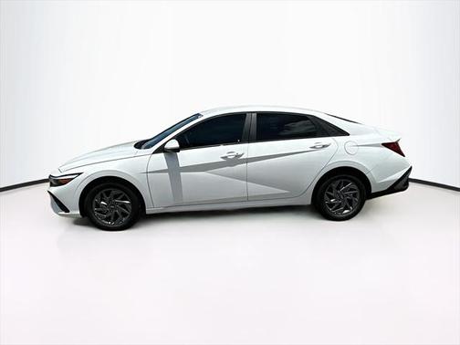 2025 Hyundai ELANTRA HEV Blue