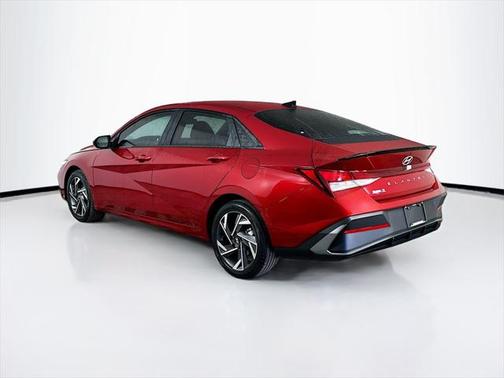 2025 Hyundai ELANTRA Sport