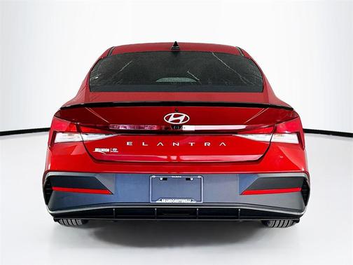 2025 Hyundai ELANTRA Sport