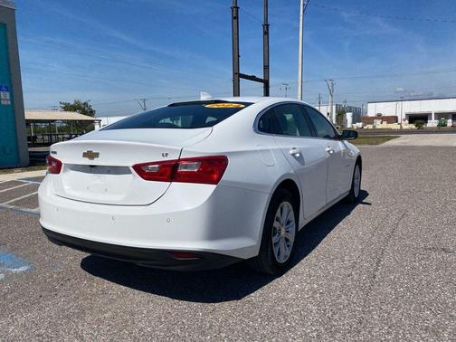 2024 Chevrolet Malibu FWD 1LT
