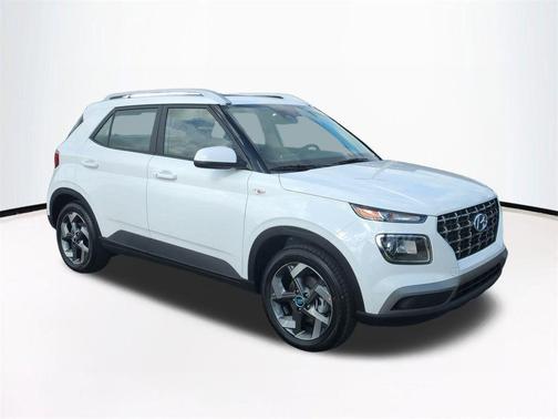 Lunar 2026 Hyundai VENUE SEL