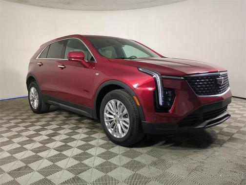 2024 Cadillac XT4 Luxury