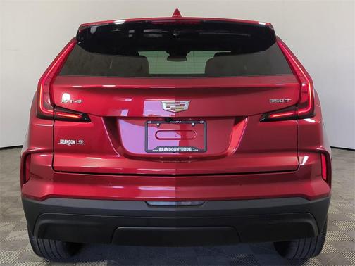 2024 Cadillac XT4 Luxury