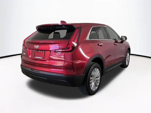 2024 Cadillac XT4 Luxury
