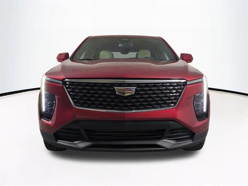 2024 Cadillac XT4 Luxury
