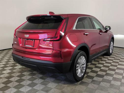 2024 Cadillac XT4 Luxury