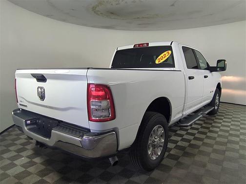 2023 RAM 2500 Big Horn Crew Cab 4x2 6'4' Box