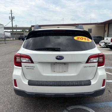 Crystal White Pearl 2015 Subaru Outback 2.5i Limited