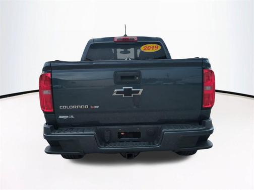 Shadow Gray Metallic 2019 Chevrolet Colorado Z71