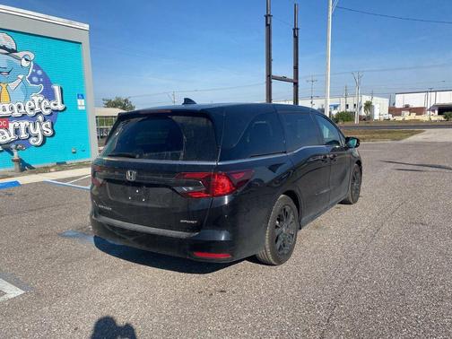 2024 Honda Odyssey Sport