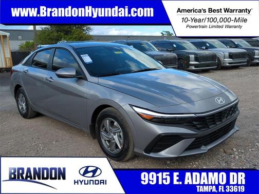 2026 Hyundai ELANTRA SE