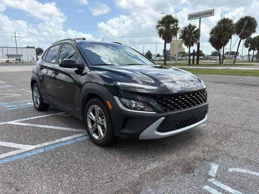 Ultra Black 2023 Hyundai KONA SEL