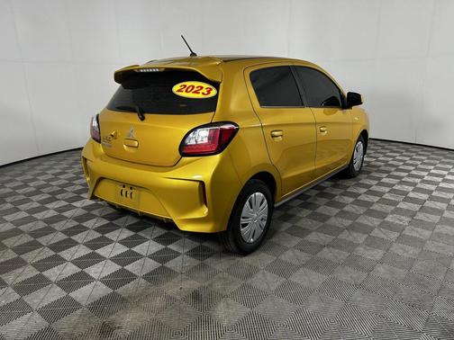 2023 Mitsubishi Mirage ES