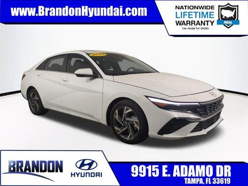2025 Hyundai ELANTRA SEL