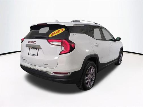 2023 GMC Terrain SLT