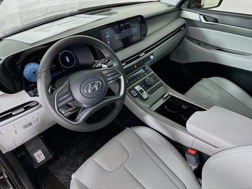 2025 Hyundai PALISADE SEL Premium