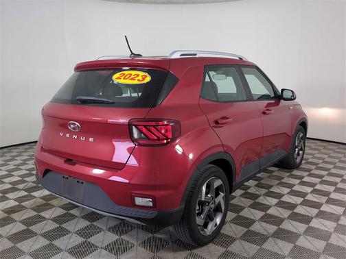 2023 Hyundai VENUE SEL