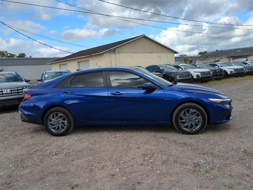 2026 Hyundai ELANTRA HEV Blue