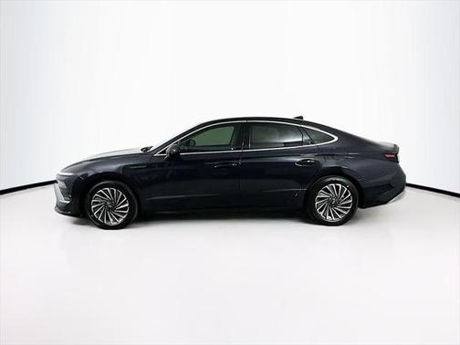 2025 Hyundai SONATA Hybrid SE