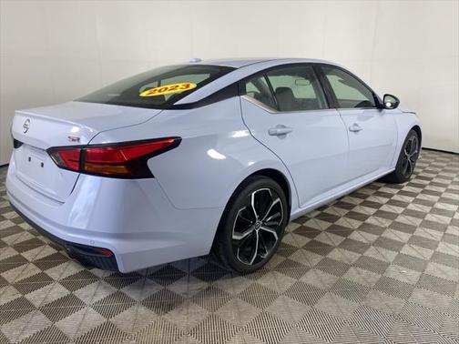 2023 Nissan Altima SR FWD