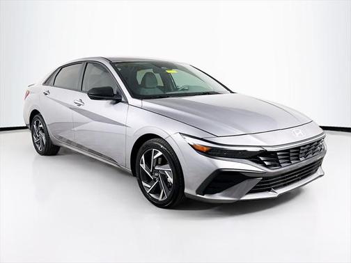 2025 Hyundai ELANTRA Sport