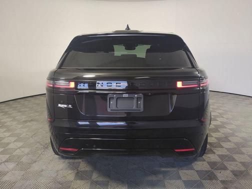 2025 Land Rover Range Rover Velar P250 SE R-Dynamic