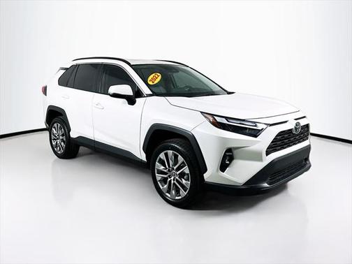 2022 Toyota RAV4 XLE Premium