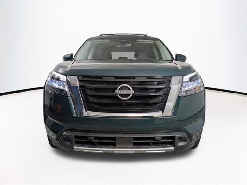 2024 Nissan Pathfinder SL FWD