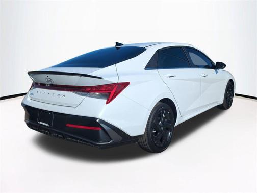 2026 Hyundai ELANTRA Sport