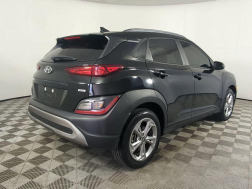 Ultra Black 2022 Hyundai KONA SEL